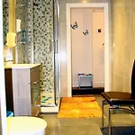 Tu Hogar 招待所 圣塞瓦斯蒂安